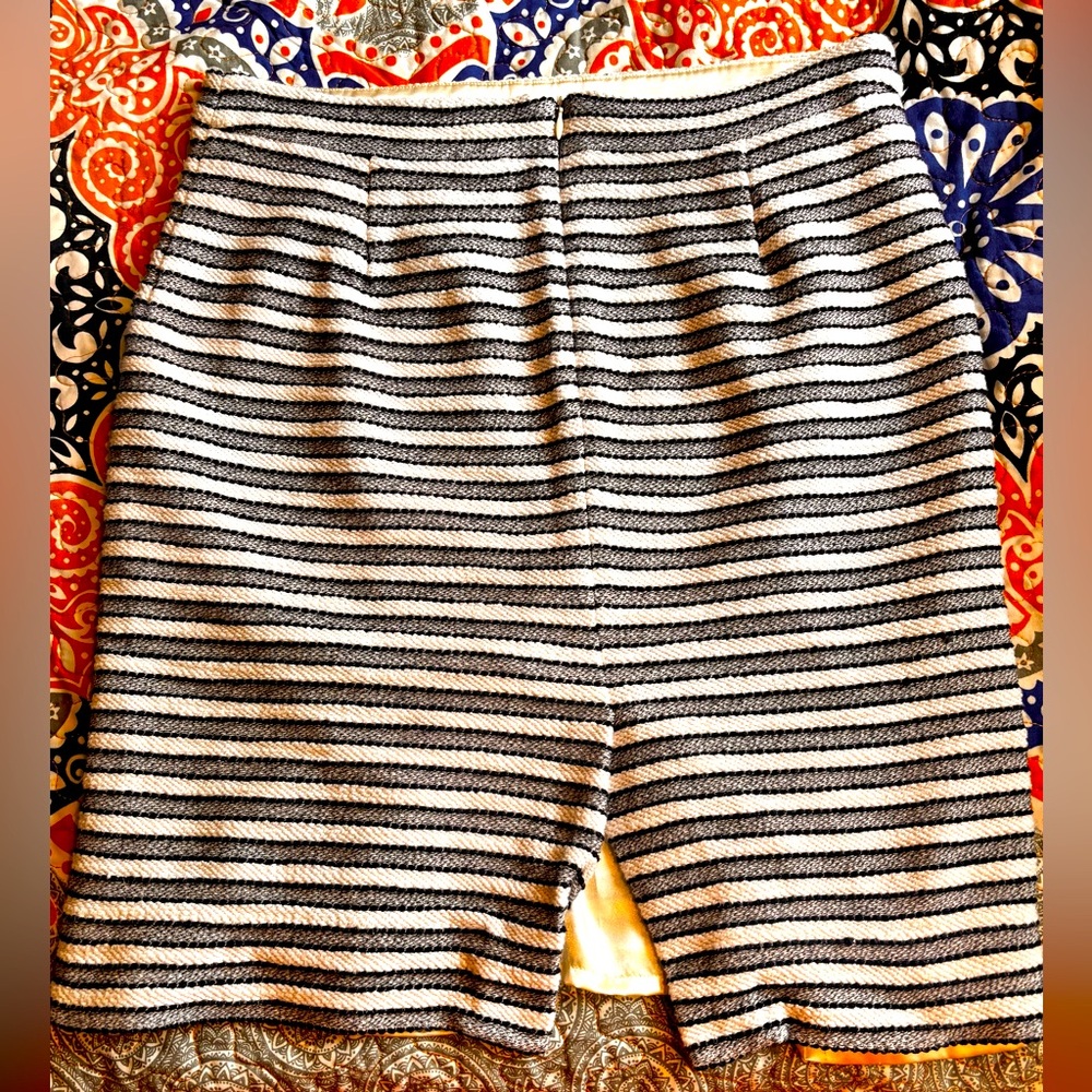 J Crew Grey & White A-line Mini Skirt, lined, size 8 - Picture 2 of 10